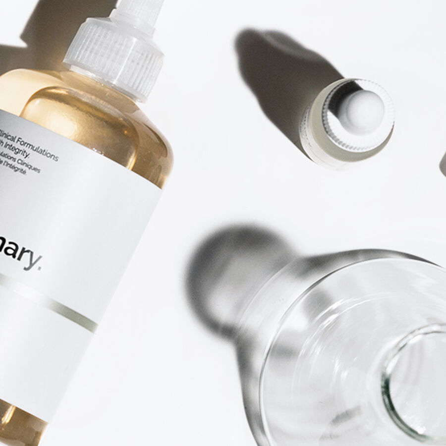 Comment créer une routine de soins de la peau en utilisant The Ordinary